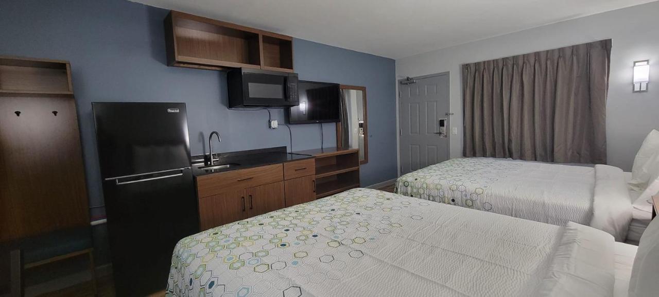 Hometowne Studios By Red Roof Egg Harbor-Atlantic City Airport เอ้กฮาร์เบอร์ ทาวน์ชิป ภายนอก รูปภาพ